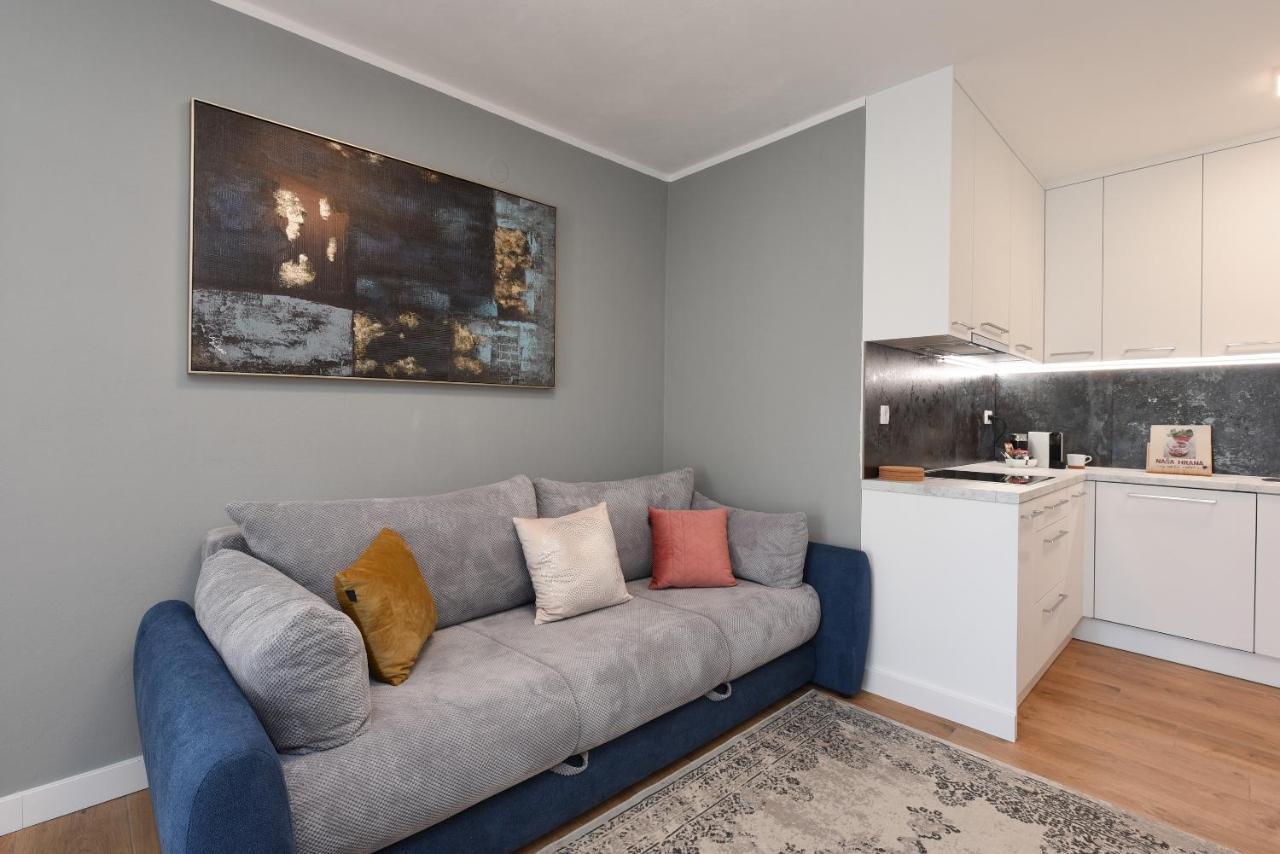 Malako Family Apartments セリネ エクステリア 写真
