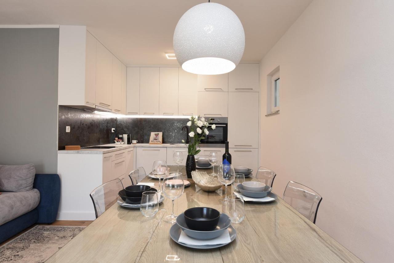Malako Family Apartments セリネ エクステリア 写真