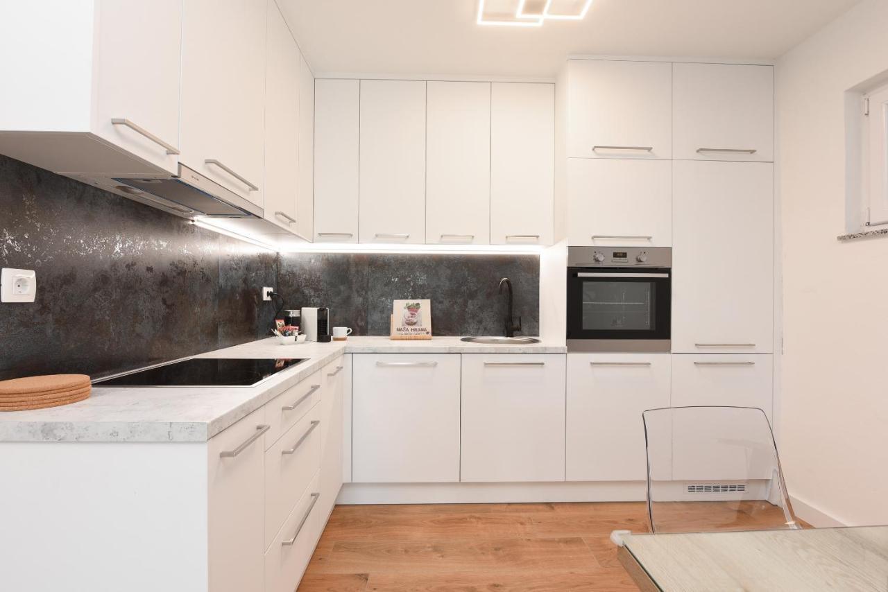 Malako Family Apartments セリネ エクステリア 写真